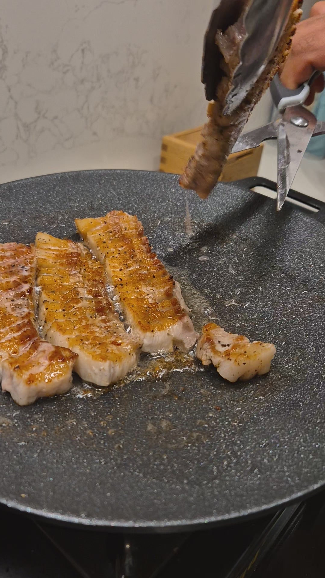 Pork belly at home on the griddle pan